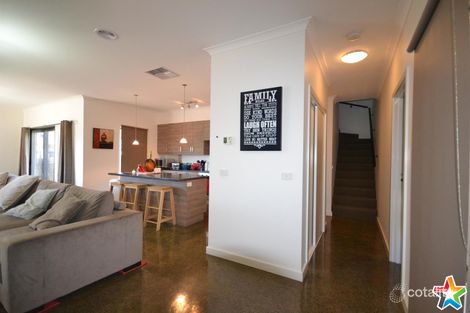 Property photo of 124A Edward Road Chirnside Park VIC 3116