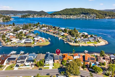 86 Helmsman Bvd, St Huberts Island, NSW 2257