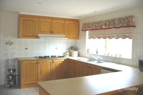 Property photo of 9 Melfin Drive Hillside VIC 3037