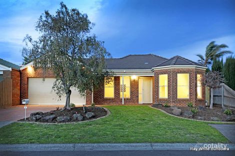 4 Kingfisher Pl, South Morang, VIC 3752