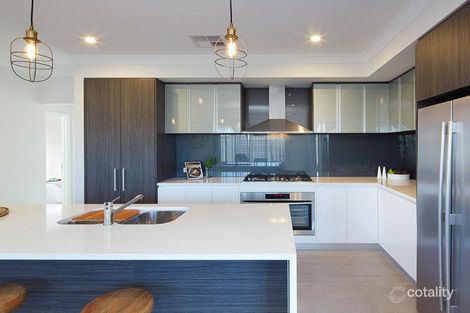 Property photo of 2 Trapeze Court Ocean Reef WA 6027