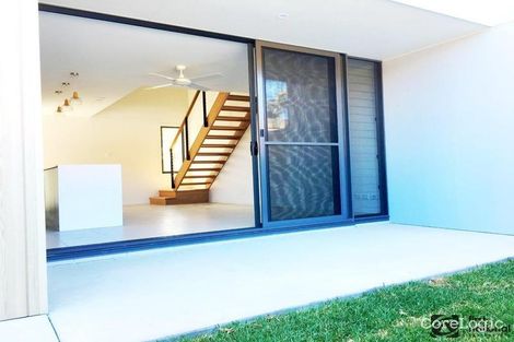 Property photo of 5/64 Park Beach Road Coffs Harbour NSW 2450