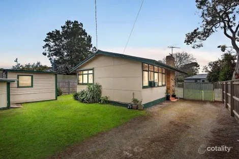 16 Neville Ave, Seaford, VIC 3198