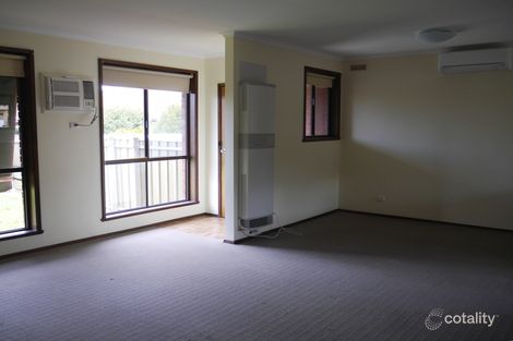 Property photo of 2/48 Acacia Crescent Wodonga VIC 3690