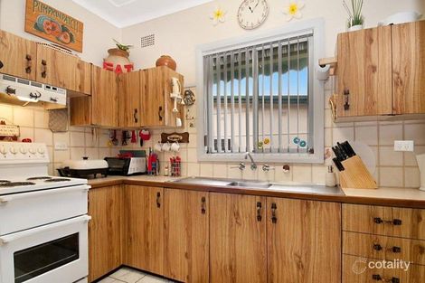 Property photo of 16 Birdwood Avenue Umina Beach NSW 2257