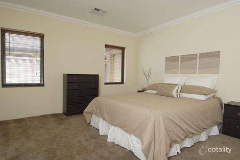 Property photo of 48 Three Bears Loop Secret Harbour WA 6173