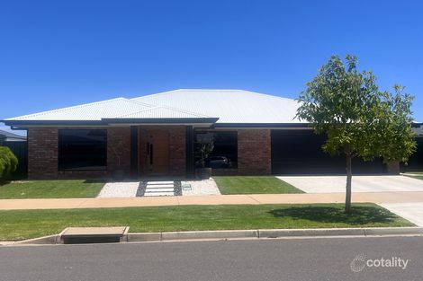 15 Sandalwood Ave, Swan Hill, VIC 3585