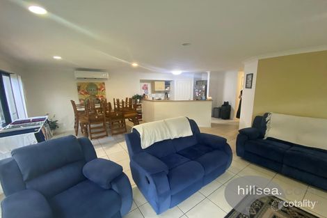 Property photo of 16 Blackwattle Circuit Arundel QLD 4214