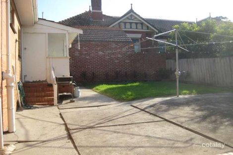 Property photo of 2B Kiora Street Essendon VIC 3040
