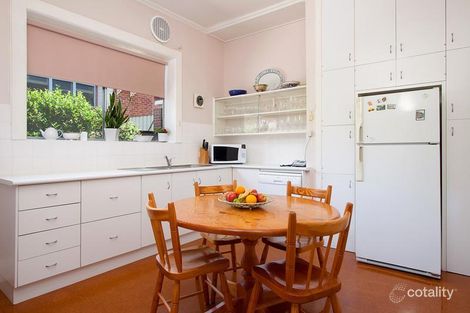 Property photo of 37 Macleay Street Turvey Park NSW 2650