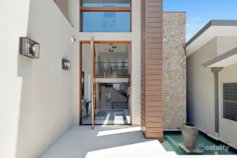 Property photo of 31 Spoonbill Way Mudgeeraba QLD 4213