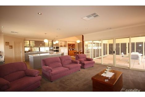 Property photo of 27 Olivers Road Benalla VIC 3672