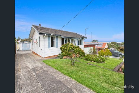 Property photo of 23 Wyndarra Way Koonawarra NSW 2530