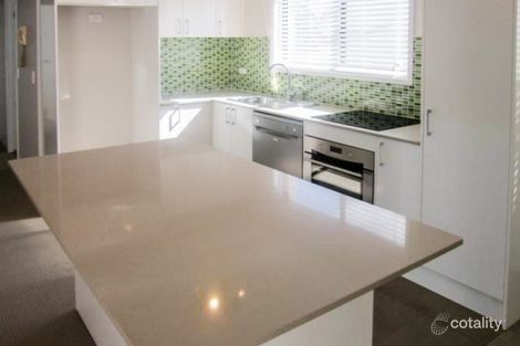Property photo of 8/29 Ahern Street Labrador QLD 4215