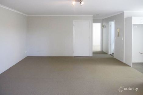 Property photo of 8/29 Ahern Street Labrador QLD 4215