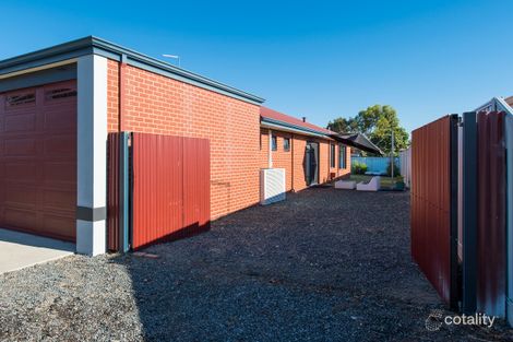 Property photo of 31 Coodanup Drive Dudley Park WA 6210
