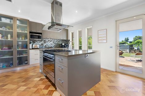 Property photo of 3 Melbury Court Epsom VIC 3551