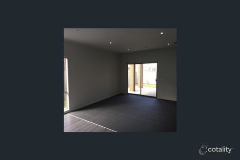 Property photo of 22 Starling Street Cranbourne East VIC 3977