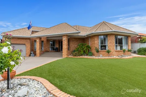 Property photo of 13 View Court Cobram VIC 3644