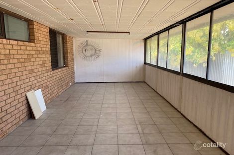 Property photo of 13 Cardington Way Huntingdale WA 6110