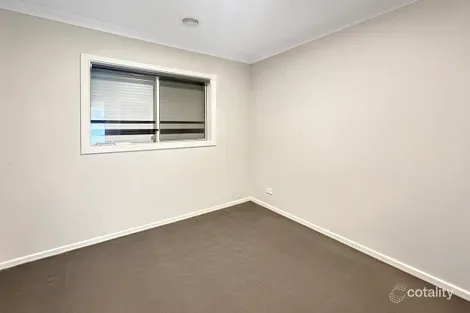 Property photo of 3 Haldon Avenue Mickleham VIC 3064