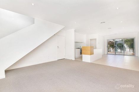 Property photo of 21 Southampton Drive Mulgrave VIC 3170