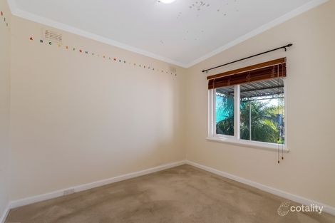 Property photo of 22 Irwin Road Embleton WA 6062