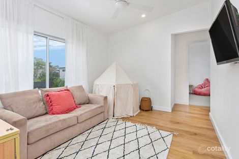 Property photo of 7 Jerry Bailey Road Shoalhaven Heads NSW 2535