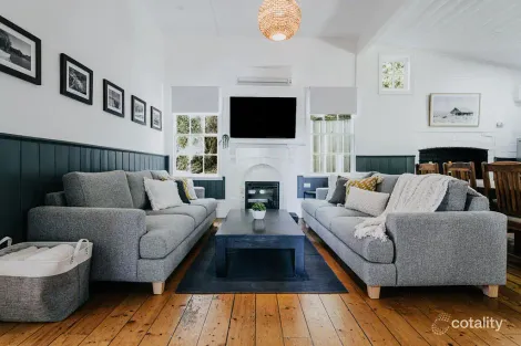 Property photo of 24 Hill Street Daylesford VIC 3460