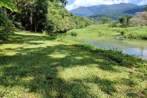 Property photo of 330 Stager Road Mirriwinni QLD 4871