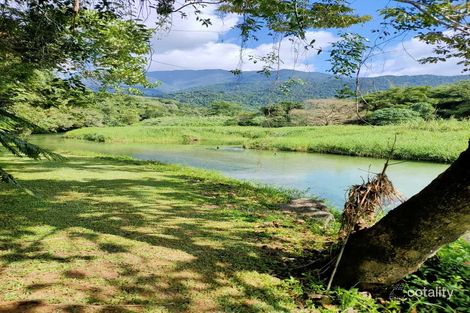 Property photo of 330 Stager Road Mirriwinni QLD 4871