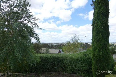 Property photo of 19 Kalimna Crescent Mount Gambier SA 5290