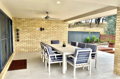 Property photo of 17 Dimboola Way Orange NSW 2800