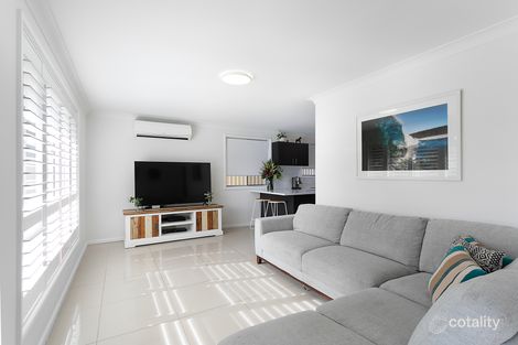 Property photo of 28 Colleen Street Berkeley Vale NSW 2261
