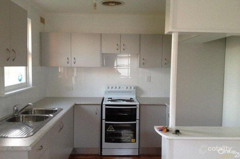 34 Montrose Ave, Fairfield East, NSW 2165