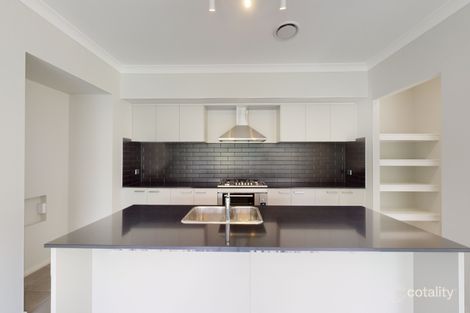 43 Magnetic Dr, Ashtonfield, NSW 2323