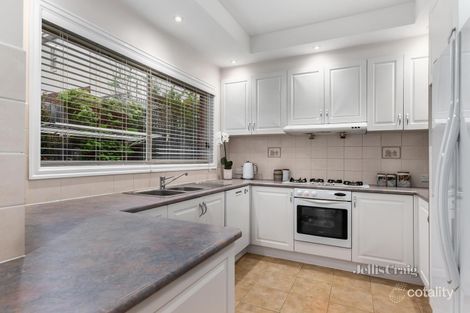 Property photo of 4/185 Lawrence Road Mount Waverley VIC 3149