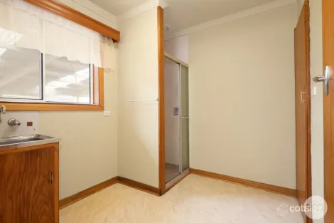 Property photo of 25 Semmens Avenue Creswick VIC 3363