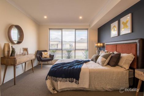 Property photo of 1 Ivanhoe Way Camillo WA 6111