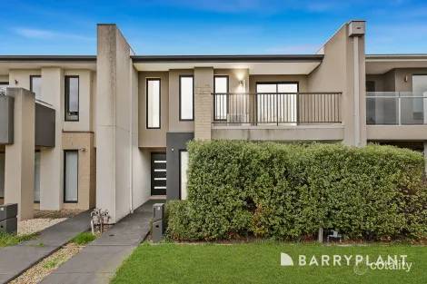 Property photo of 14 Quintino Walk Clyde North VIC 3978