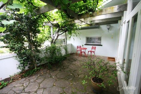 Property photo of 2 Bedford Street Deakin ACT 2600