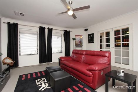 Property photo of 5 Tondoon Bend Aveley WA 6069