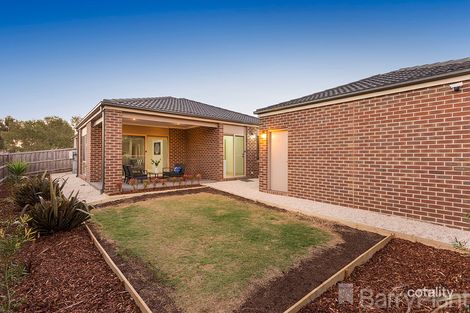 Property photo of 19 Edge View Point Cook VIC 3030