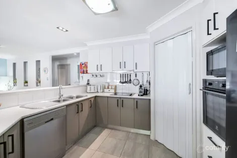 Property photo of 8 Treetop Court Mooloolah Valley QLD 4553