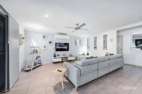 Property photo of 8 Treetop Court Mooloolah Valley QLD 4553