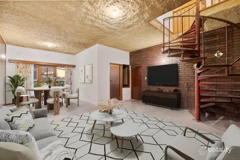 Property photo of 10 Weidlich Road Eltham North VIC 3095