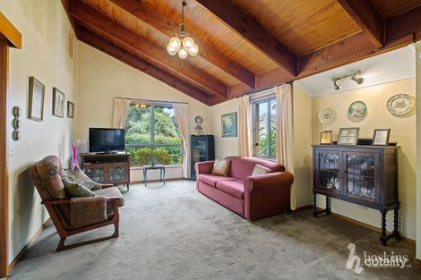 Property photo of 32 Tarwin Drive Croydon Hills VIC 3136
