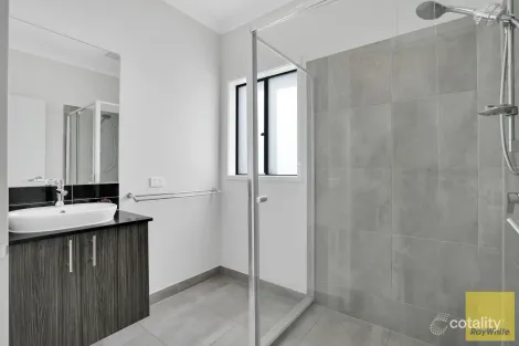 Property photo of 3 Midewin Way Wyndham Vale VIC 3024