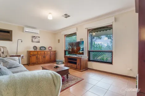 Property photo of 25 Clark Road Evanston Gardens SA 5116