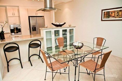 Property photo of 2/27 Donald Avenue Paradise Point QLD 4216